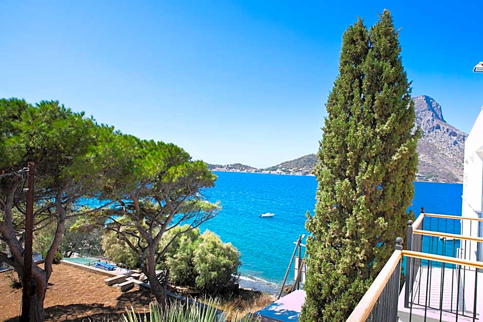 MasouriBlu Boutique Hotel