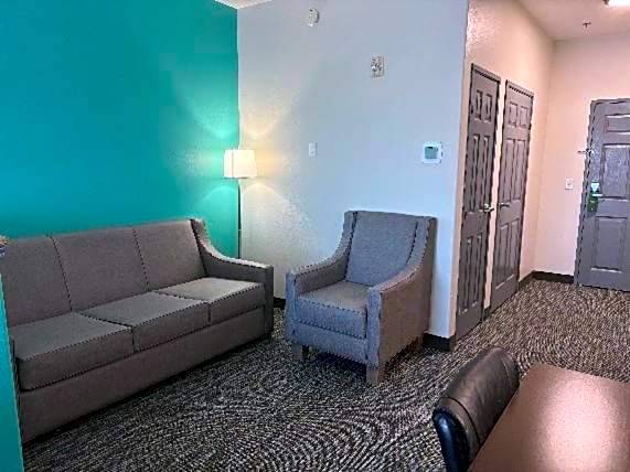 Quality Inn & Suites Houma
