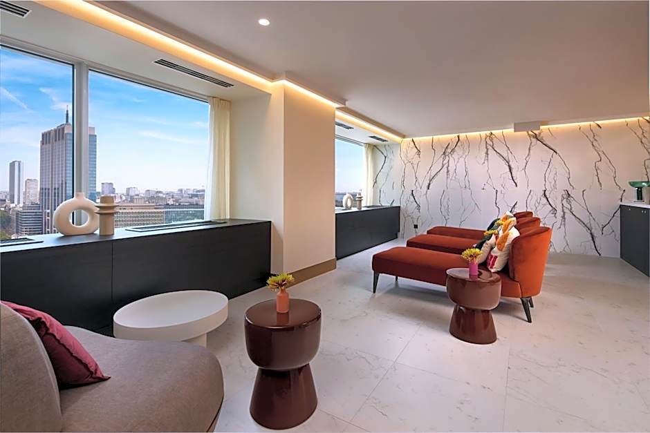 Cardo Brussels, Autograph Collection