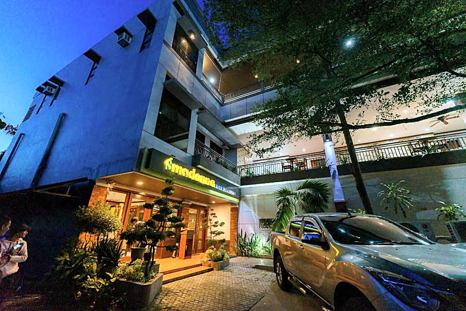 Madonna Hometel and Suites