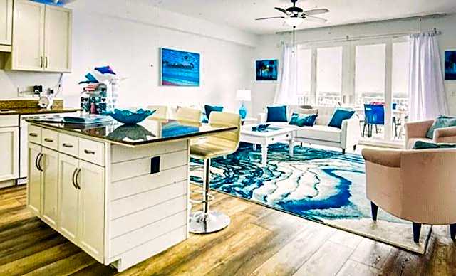 Laketown Wharf By Royal American Beach Getaways