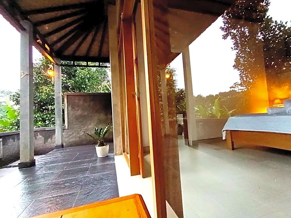 Artomoro Bali