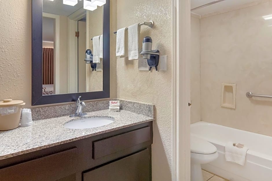 Rodeway Inn