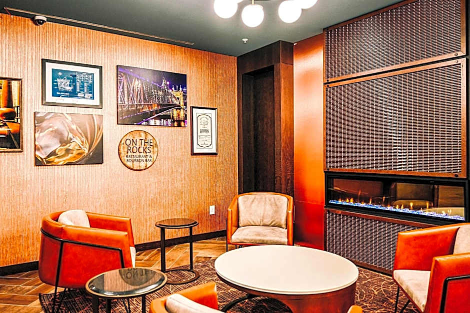 Delta Hotels by Marriott Cincinnati Sharonville