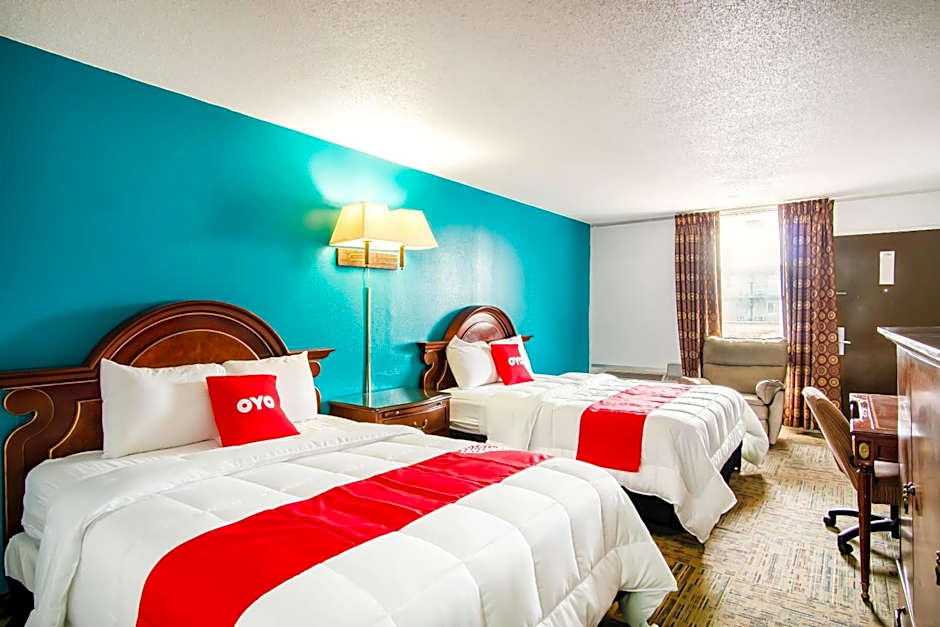 OYO Hotel Hutchinson KS West 4th Ave