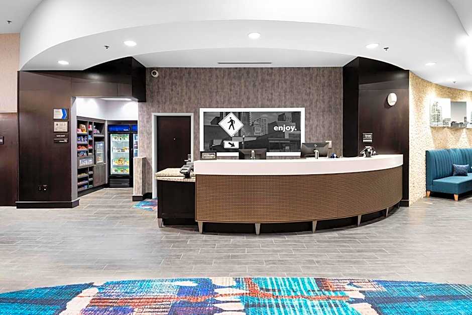 Hampton Inn By Hilton & Suites - Raleigh Downtown