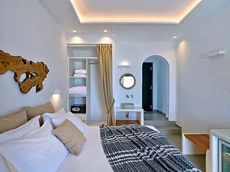 Jacuzzi Suite Panoramic Sea View