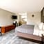 Freer Executive inn and Studios