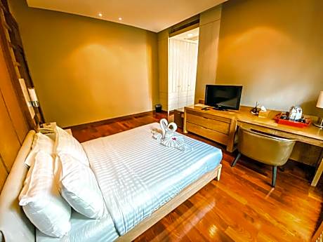 Grand Deluxe Double Room