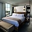 Daxton Hotel Birmingham, Curio Collection by Hilton