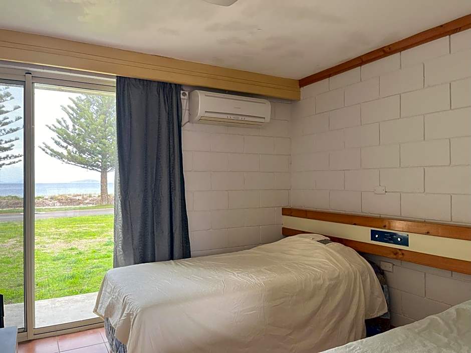 Esperance Travellers Inn