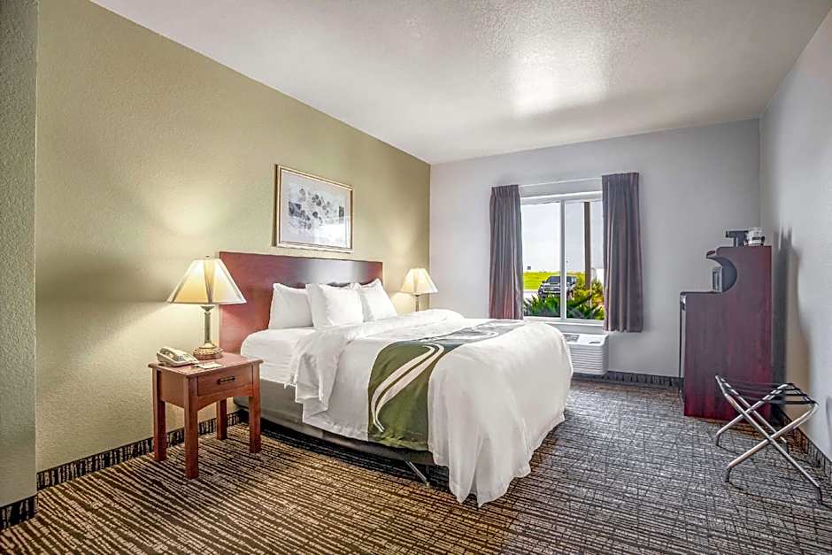 Quality Inn Parsons North