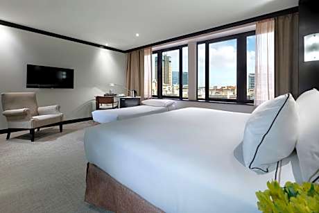 Melia Triple Room