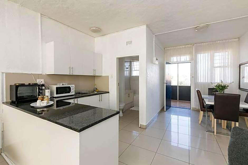 Inn & Out Sandton Park