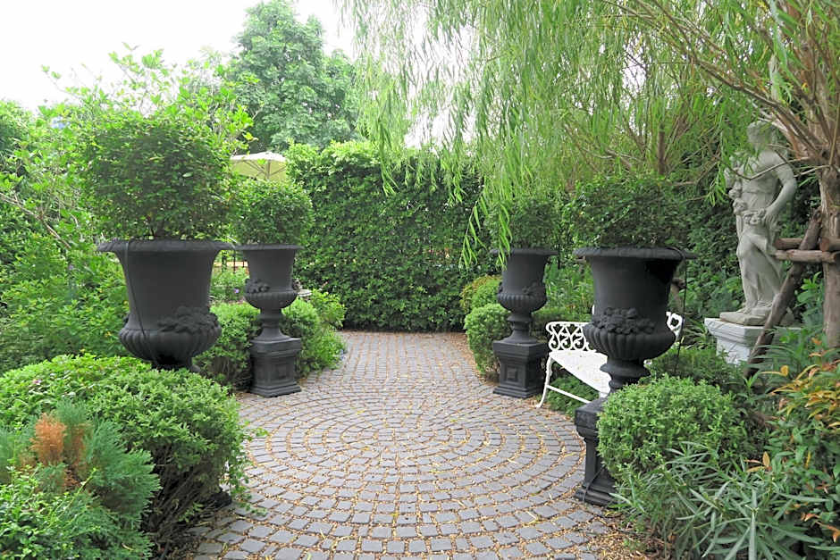 Marquise Boutique Hotel