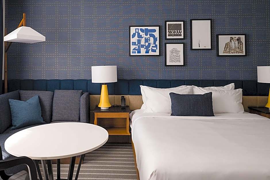 Cambria Hotel Boston Somerville