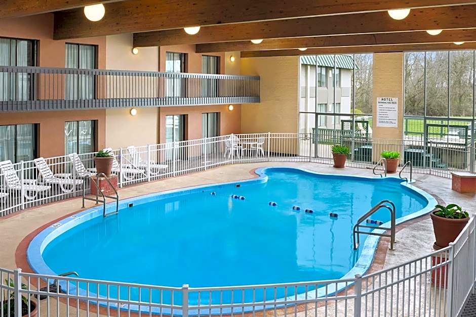 Days Inn by Wyndham Rock Falls