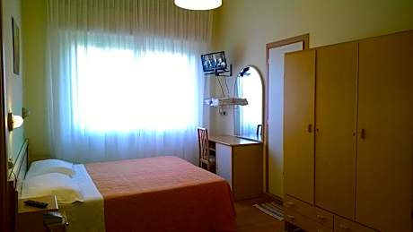 Comfort Quadruple Room