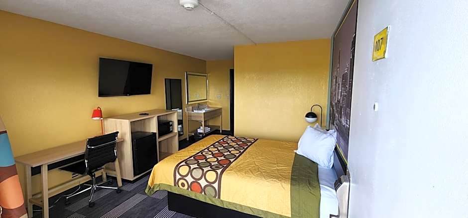 Super 8 by Wyndham Vandalia/Dayton International Airport