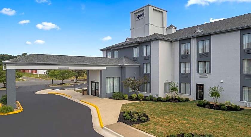 Spark by Hilton Fredericksburg Southpoint