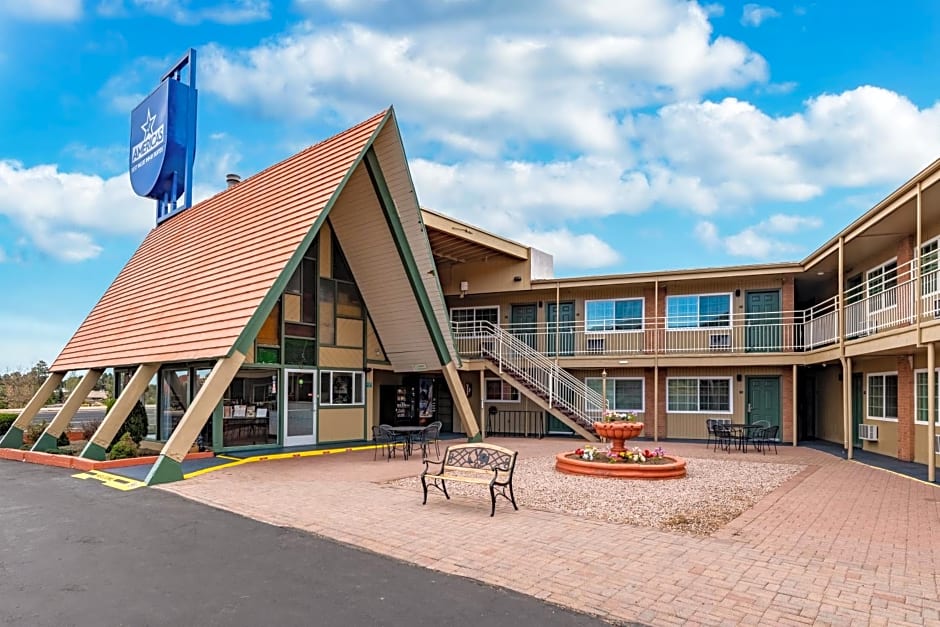 Americas Best Value Inn and Suites Flagstaff