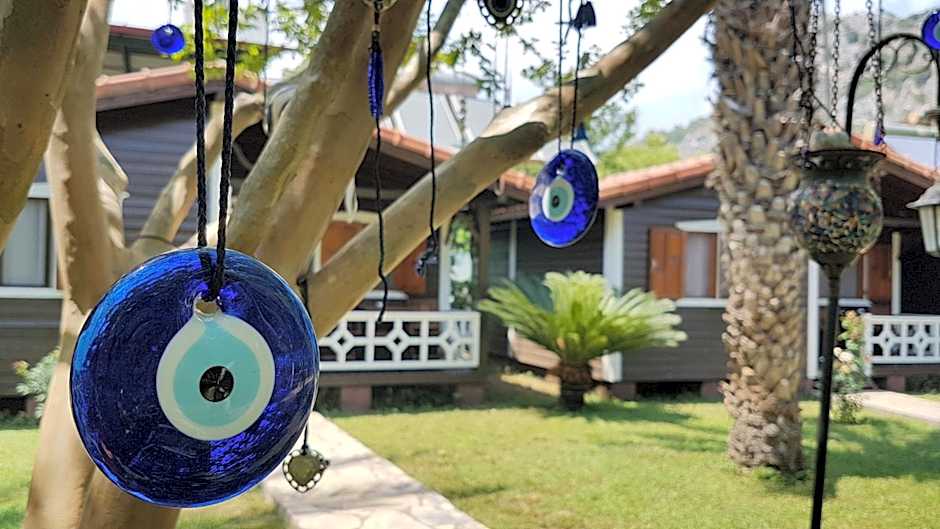 Canada Hotel & Bungalows