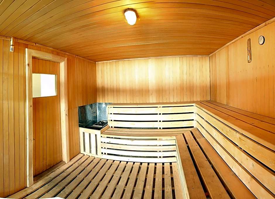 Gino Feruci Kebon Jati Bandung