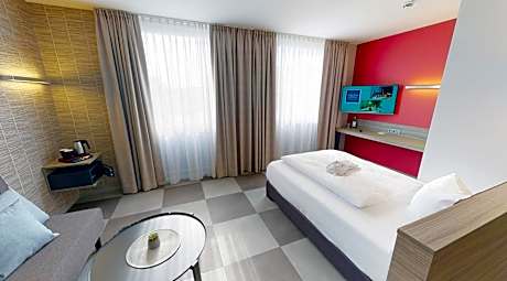 SuperiorPlus Single Room (Air condition)