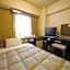Hotel Route-Inn Toyama Ekimae