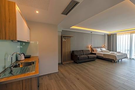King Suite with Sea View