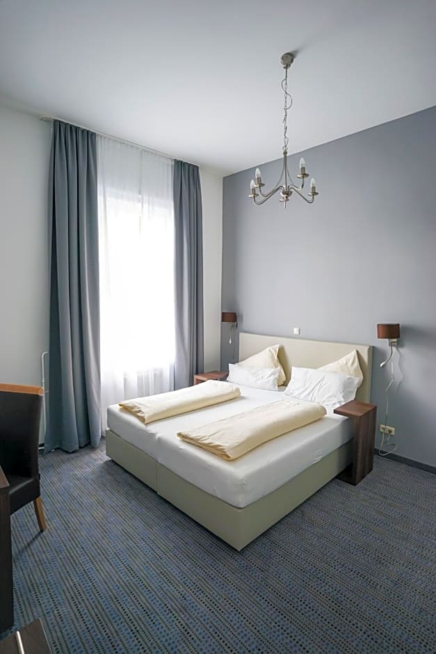 Hotel Am Schloss Biebrich