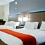 Holiday Inn Express Hotel & Suites Pittsburgh-South Side By IHG