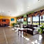 Econo Lodge Inn & Suites I-65