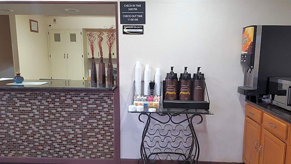 Super 8 by Wyndham Abingdon VA