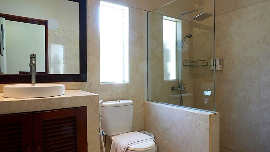 Puri Rinjani Bungalows