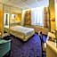 Hotel Pacific