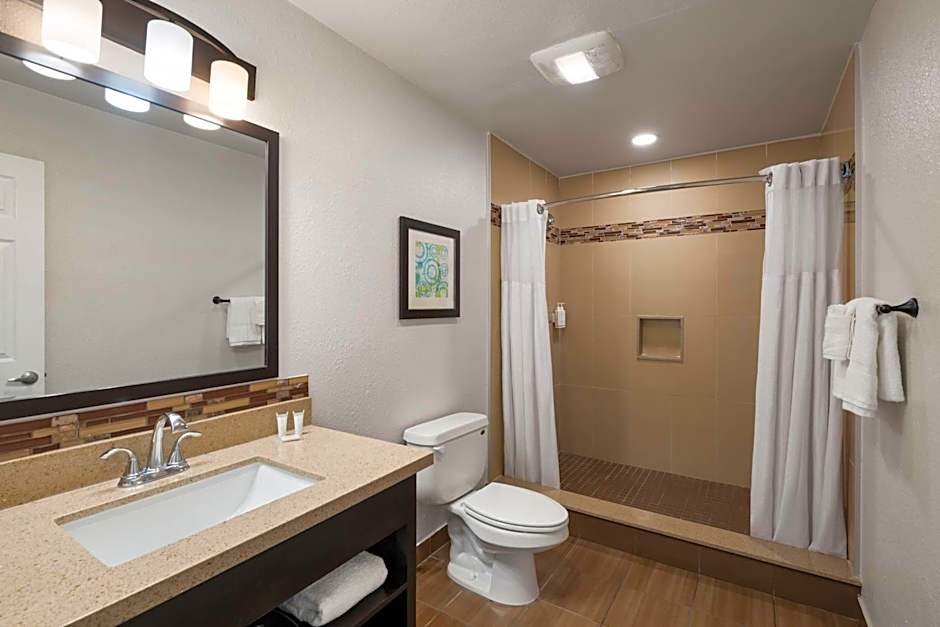 Days Inn by Wyndham Monterey Downtown