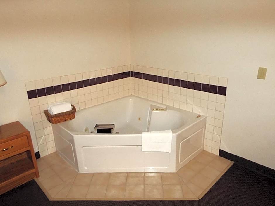 FairBridge Inn & Suites Thorp