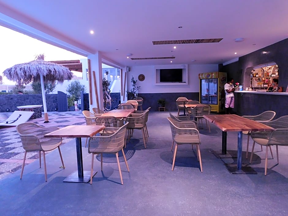 Sandy's Paradise Infinity