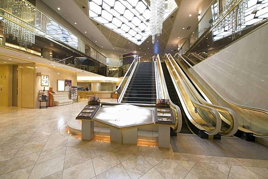 Shin Osaka Washington Hotel Plaza