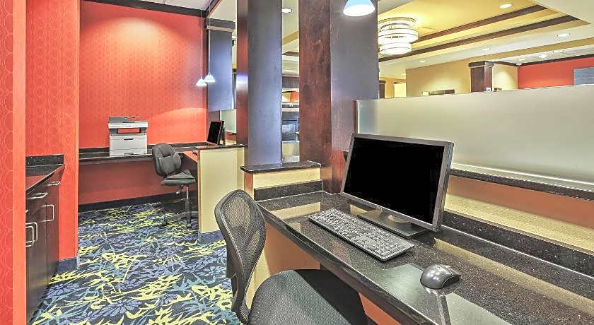 Holiday Inn Express Hotel and Suites Dayton South I 675 By IHG