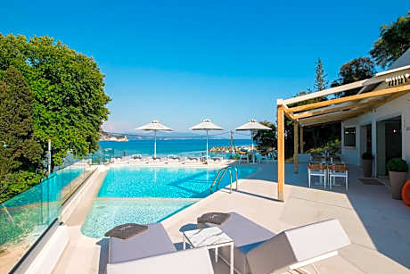 Alboro seaside suites