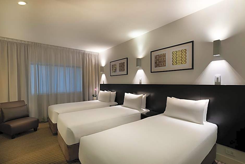 Causeway 353 Hotel