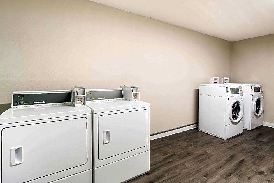 Clarion Inn & Suites