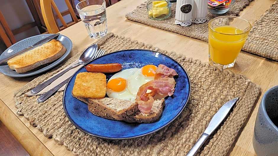 Lady Bowen Bed & Breakfast