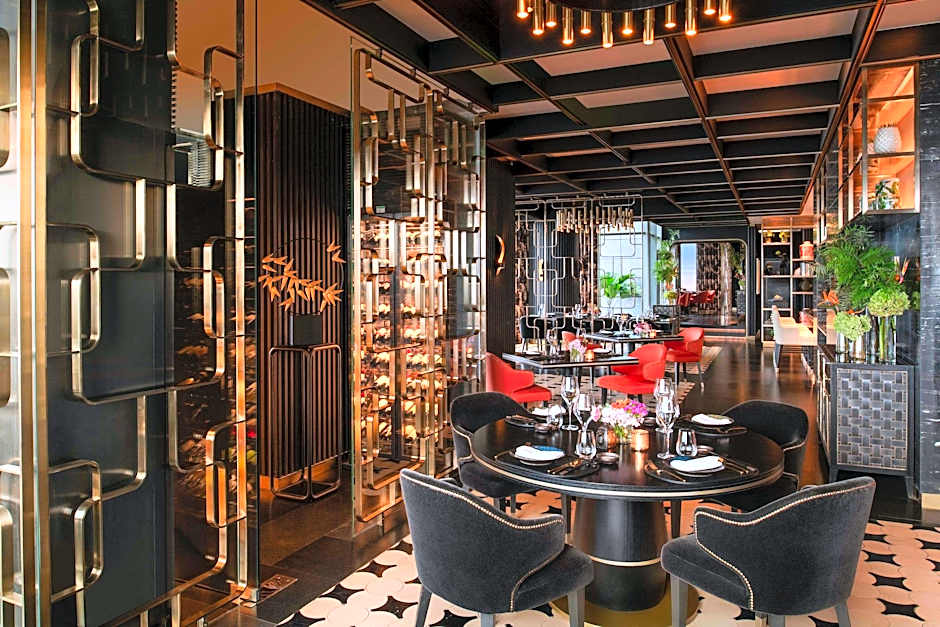 Four Seasons Hotel Bengaluru at Embassy ONE