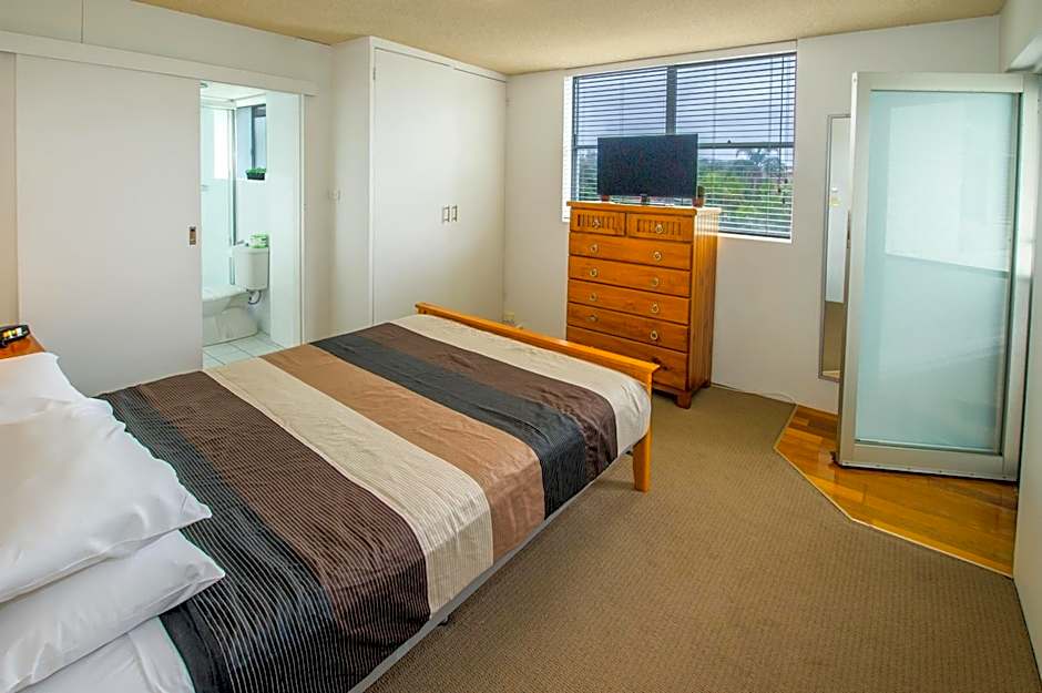 Tradewinds Apartments