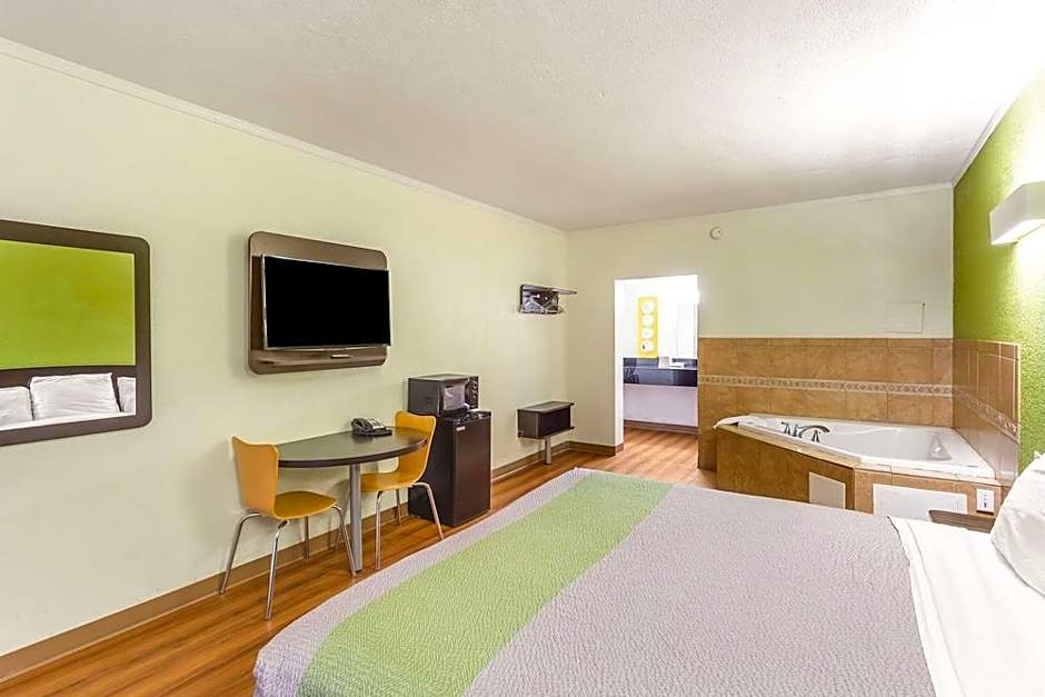 Motel 6-Huntington, WV