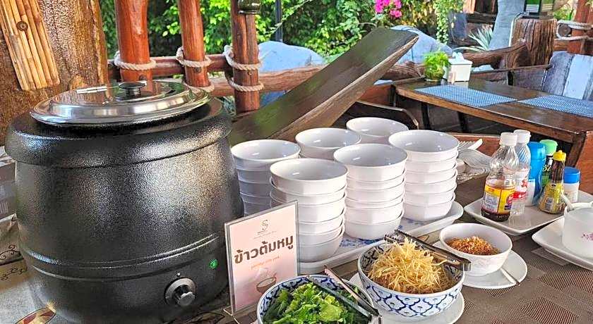 Suwanna Riverside Resort