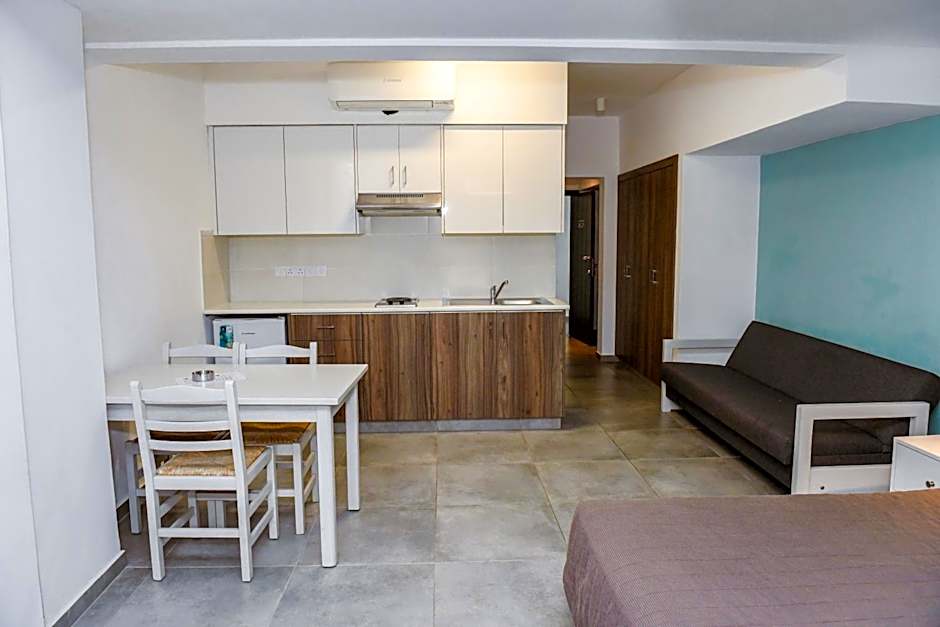 Sweet Memories Hotel Apts